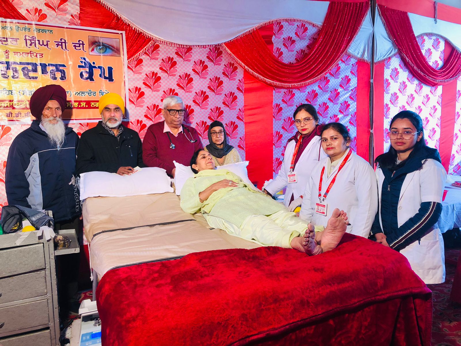 ਅਲਾਚੌਰ ਵਿਖੇ ਖੂਨਦਾਨ ਕੈਂਪ ਲਗਾਇਆ, 40 ਯੂਨਿਟ ਖ਼ੂਨਦਾਨ।